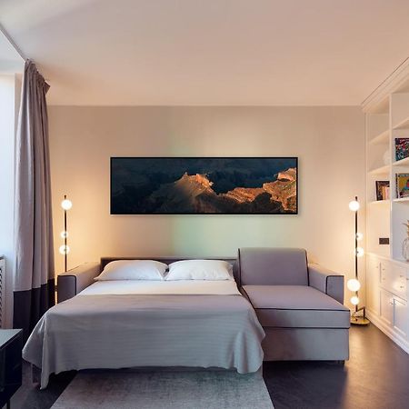 Hl Luxury Duomo Apartment - Via Torino, Montenapoleone Milano Ngoại thất bức ảnh