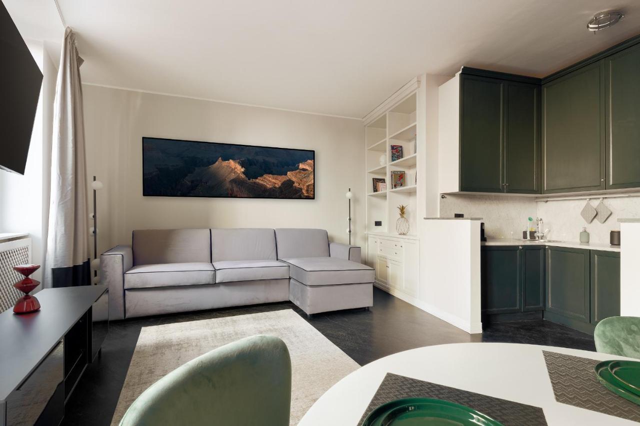 Hl Luxury Duomo Apartment - Via Torino, Montenapoleone Milano Ngoại thất bức ảnh